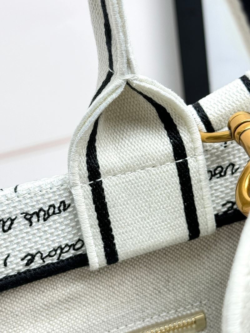 chr1st1an D10r shopping bags